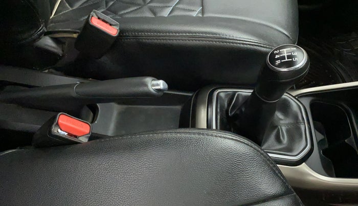 2018 Maruti IGNIS DELTA 1.2, Petrol, Manual, 23,156 km, Gear Lever