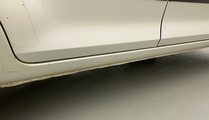 2018 Maruti IGNIS DELTA 1.2, Petrol, Manual, 23,156 km, Right running board - Minor scratches
