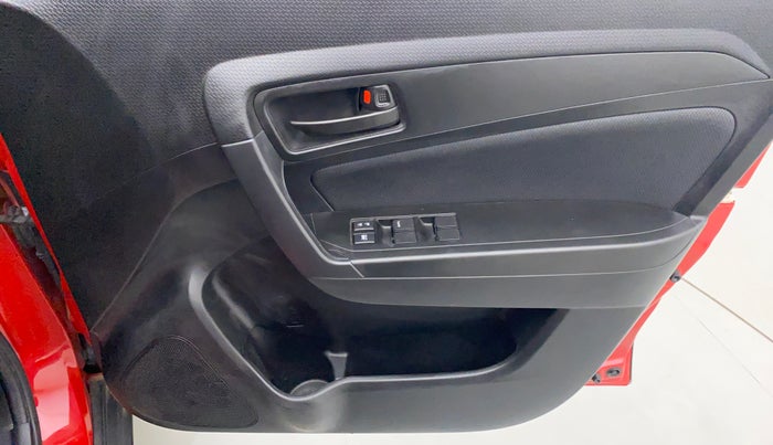 2020 Maruti Vitara Brezza VXI, Petrol, Manual, 14,534 km, Driver Side Door Panels Control