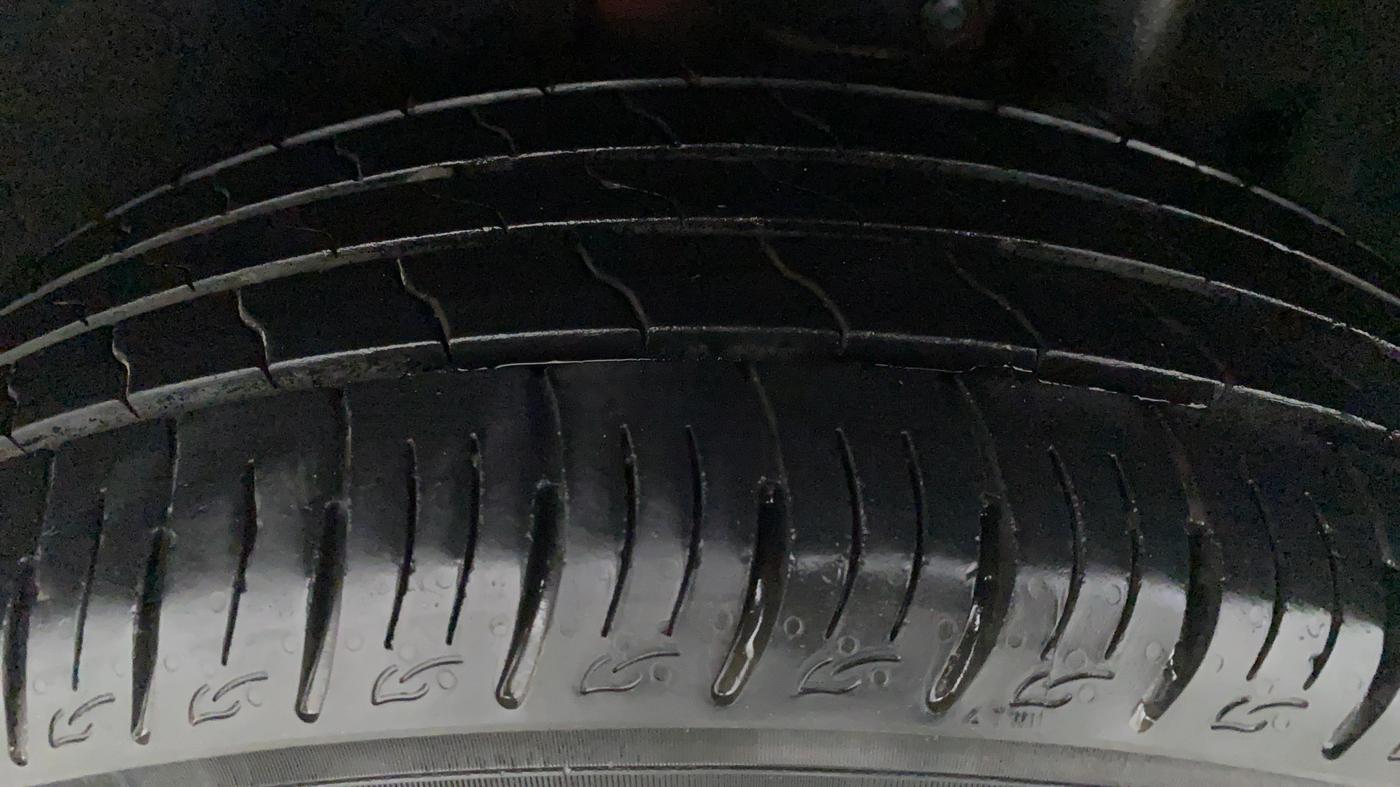 2020 Maruti Vitara Brezza VXI, Petrol, Manual, 14,534 km, Left Rear Tyre Tread