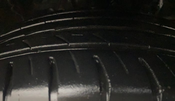 2018 Honda Jazz 1.2L I-VTEC V AT, Petrol, Automatic, 88,714 km, Right Front Tyre Tread