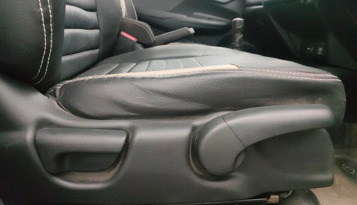 2018 Honda WR-V 1.2L I-VTEC VX MT, Petrol, Manual, 44,375 km, Driver Side Adjustment Panel