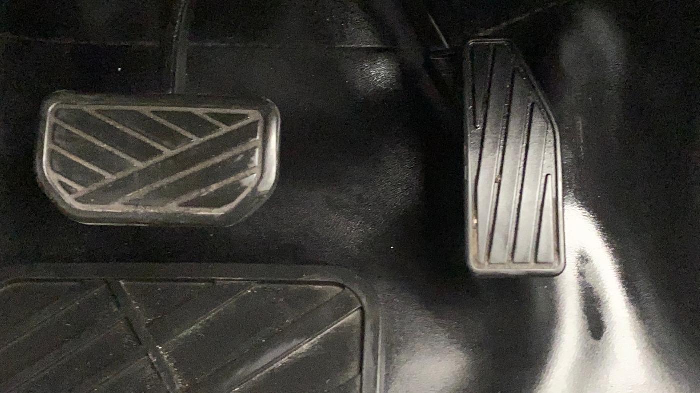 2018 Maruti Baleno DELTA CVT PETROL 1.2, Petrol, Automatic, 47,469 km, Pedals