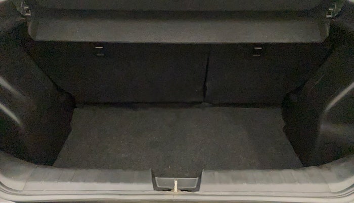 2018 Maruti Baleno DELTA CVT PETROL 1.2, Petrol, Automatic, 47,469 km, Boot Inside