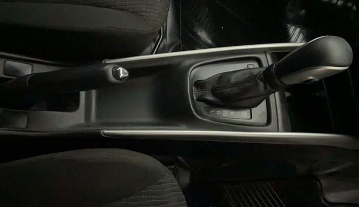 2018 Maruti Baleno DELTA CVT PETROL 1.2, Petrol, Automatic, 47,469 km, Gear Lever