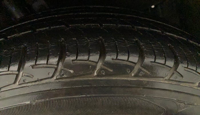 2018 Maruti Baleno DELTA CVT PETROL 1.2, Petrol, Automatic, 47,469 km, Left Rear Tyre Tread