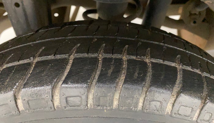 2014 Maruti Alto 800 LXI, Petrol, Manual, 35,297 km, Right Rear Tyre Tread