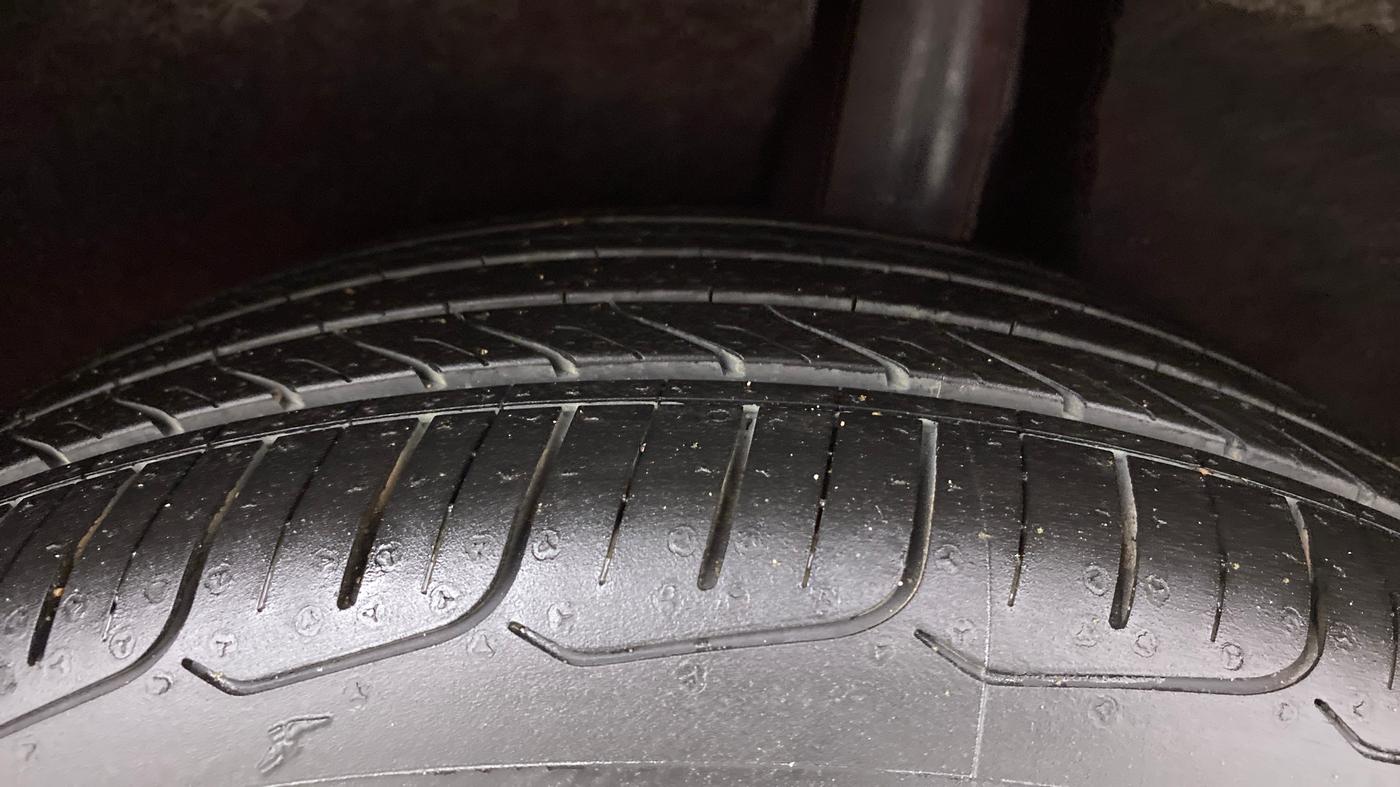 2016 Maruti Baleno ZETA PETROL 1.2, Petrol, Manual, 71,111 km, Left Rear Tyre Tread