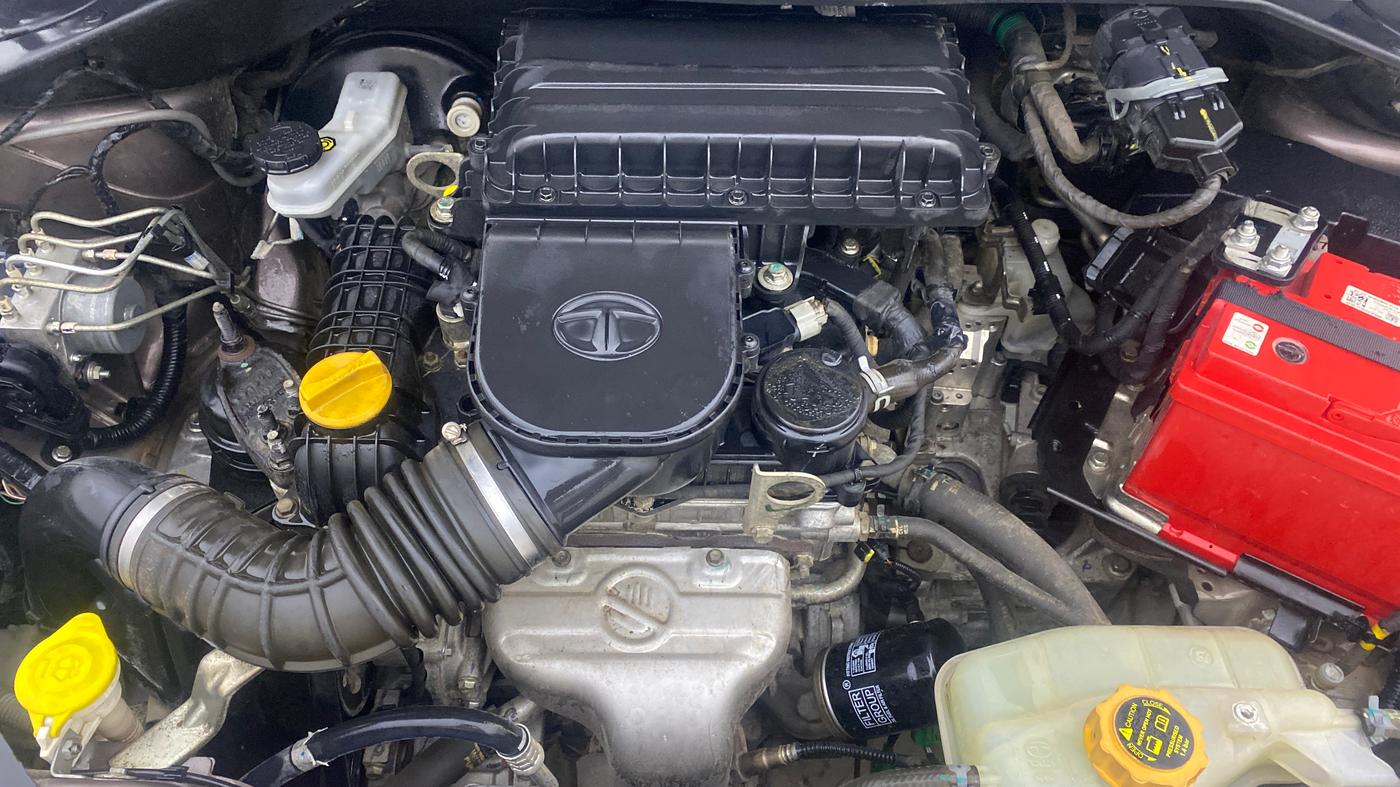 2019 Tata Tiago XZA PLUS PETROL, Petrol, Automatic, 29,674 km, Engine View