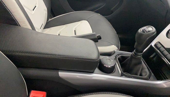 2022 Tata NEXON XM SUNROOF PETROL, Petrol, Manual, 14,184 km, Gear Lever