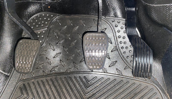 2022 Tata NEXON XM SUNROOF PETROL, Petrol, Manual, 14,184 km, Pedals