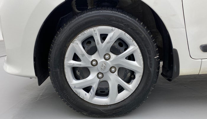 2017 Hyundai Grand i10 Sportz(O) 1.2 MT, Petrol, Manual, 30,600 km, Left Front Wheel