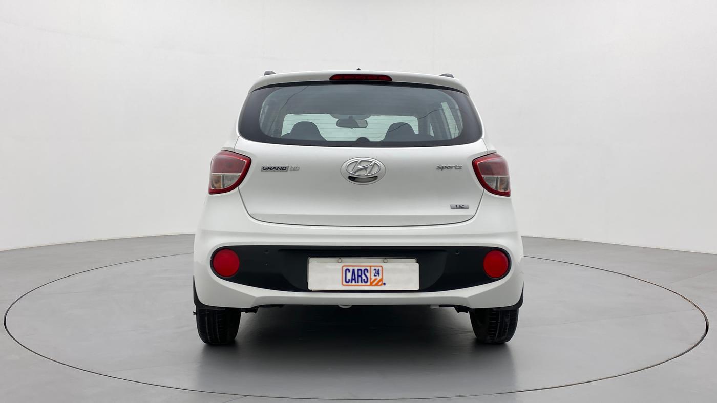 2017 Hyundai Grand i10 Sportz(O) 1.2 MT, Petrol, Manual, 30,600 km, Back/Rear