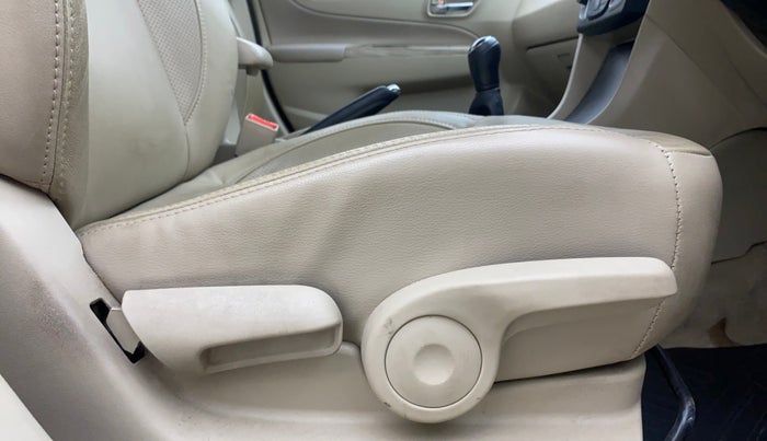 2019 Maruti Ciaz ALPHA 1.5 SHVS PETROL, Petrol, Manual, 57,322 km, Driver Side Adjustment Panel