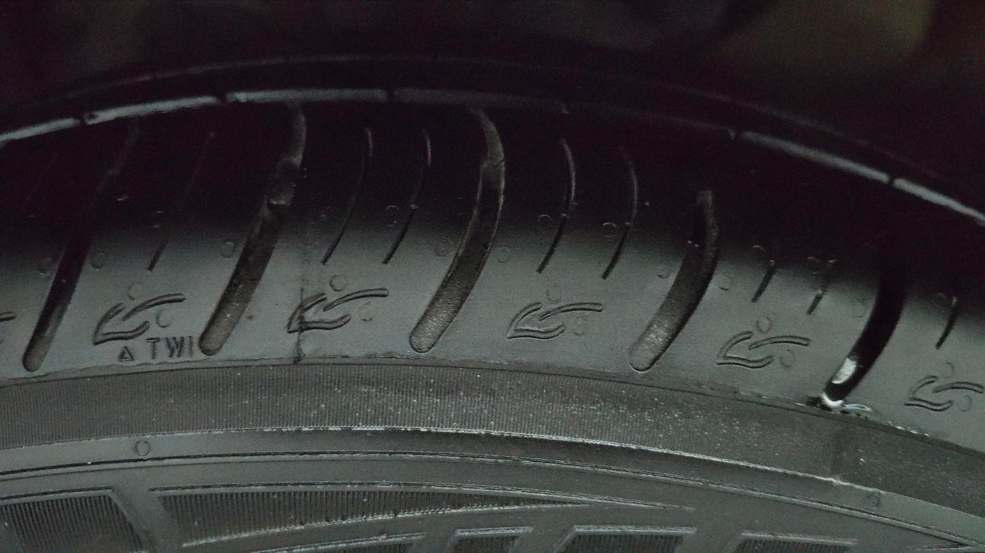 2019 KIA SELTOS GTX PLUS DCT 1.4 PETROL, Petrol, Automatic, 90,203 km, Left Front Tyre Tread