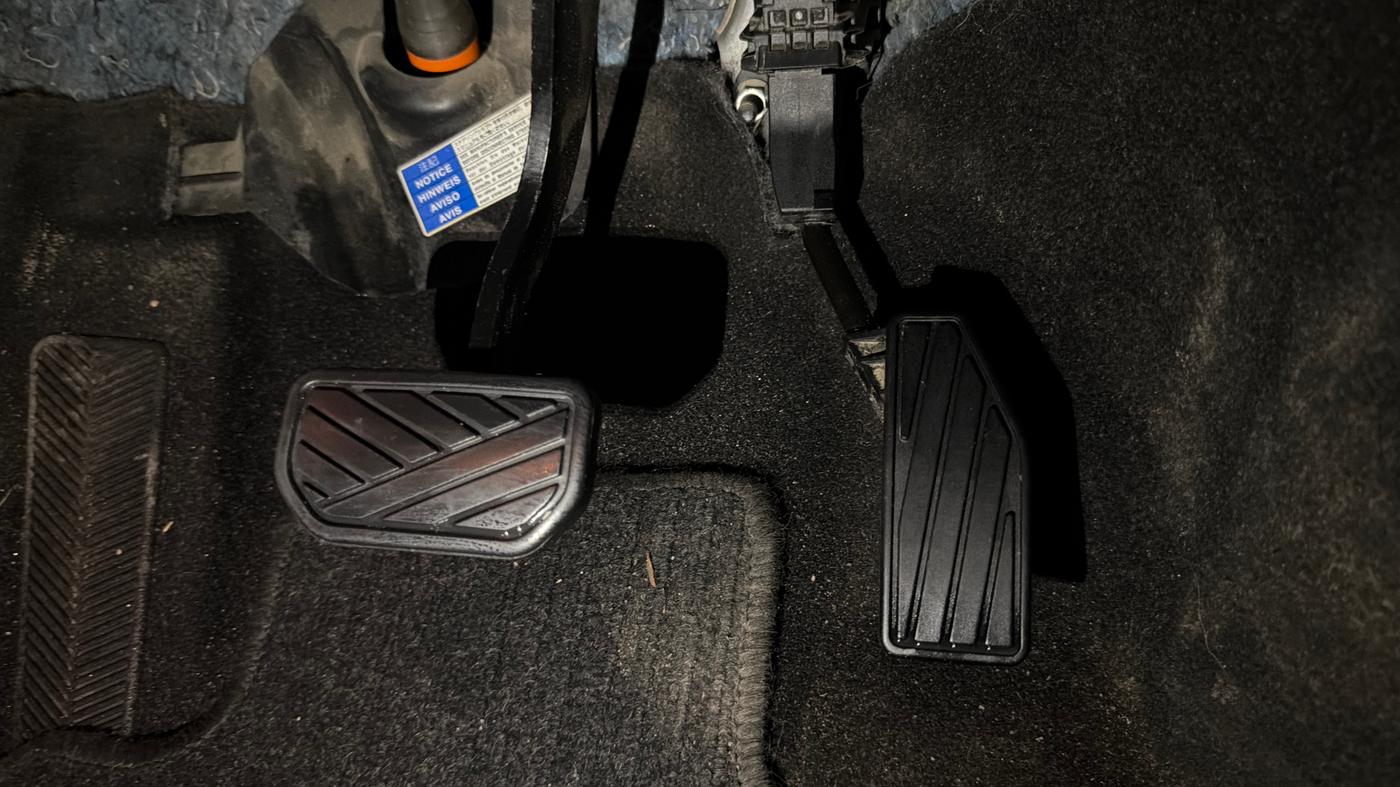 2018 Maruti Baleno ZETA CVT PETROL 1.2, Petrol, Automatic, 42,753 km, Pedals