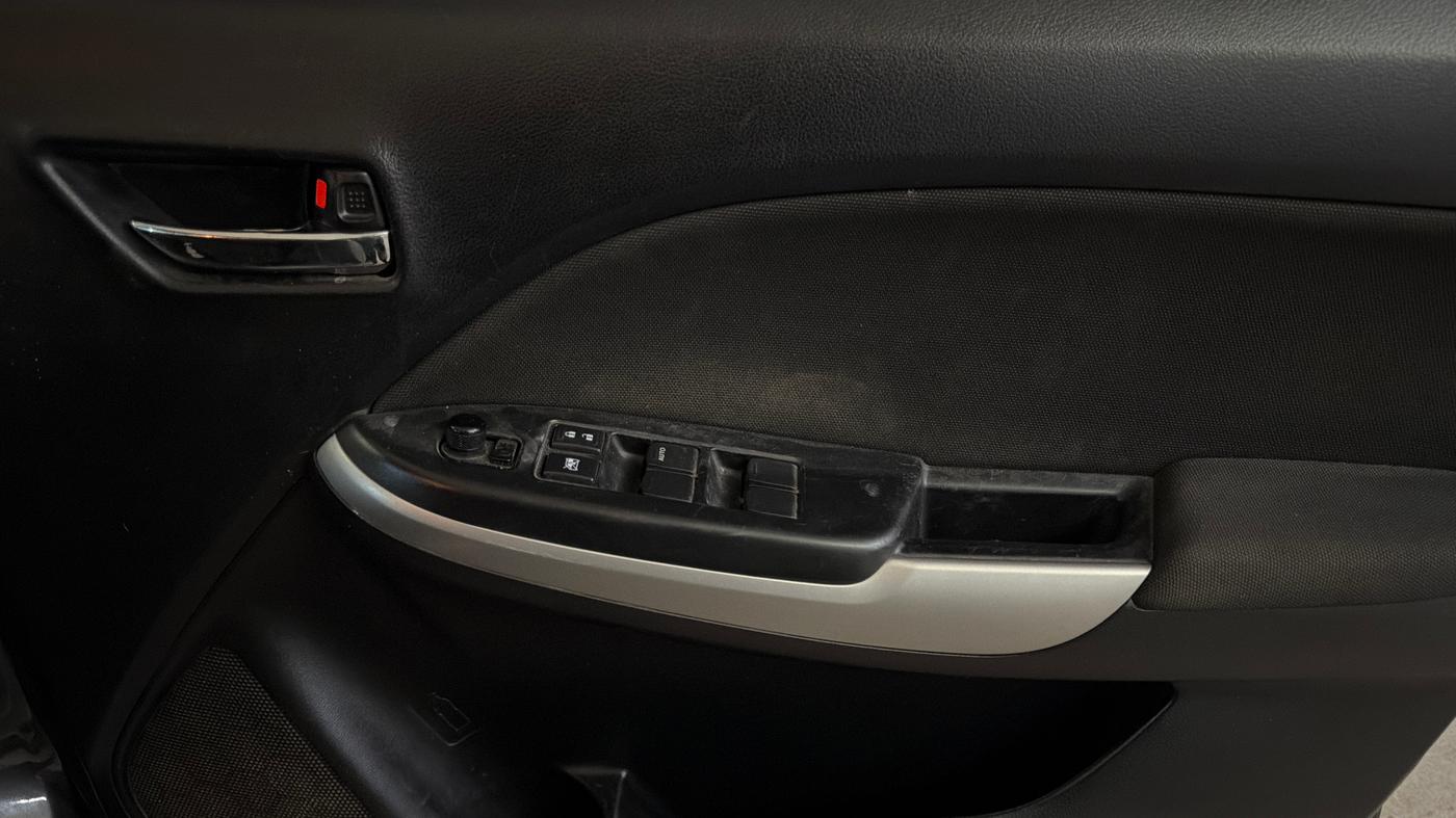 2018 Maruti Baleno ZETA CVT PETROL 1.2, Petrol, Automatic, 42,753 km, Driver Side Door Panels Control