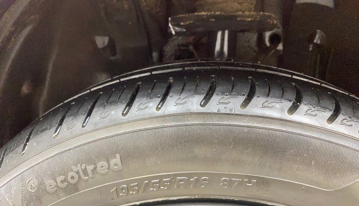 2022 Tata ALTROZ XZ PETROL, Petrol, Manual, 42,238 km, Left Front Tyre Tread