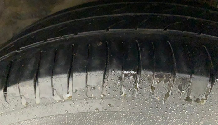 2019 Honda Amaze 1.2L I-VTEC V, CNG, Manual, 67,773 km, Left Rear Tyre Tread