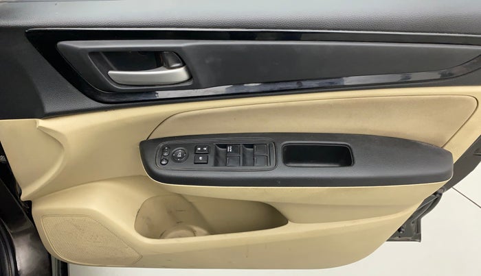 2019 Honda Amaze 1.2L I-VTEC V, CNG, Manual, 67,773 km, Driver Side Door Panels Control