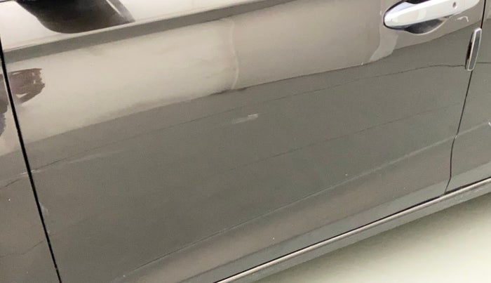 2019 Honda Amaze 1.2L I-VTEC V, CNG, Manual, 67,773 km, Front passenger door - Slightly dented