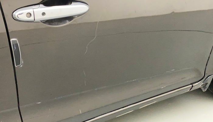 2019 Honda Amaze 1.2L I-VTEC V, CNG, Manual, 67,773 km, Driver-side door - Slightly dented