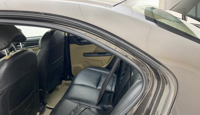 2019 Honda Amaze 1.2L I-VTEC V, CNG, Manual, 67,773 km, Left C pillar - Pillar damaged/repaired