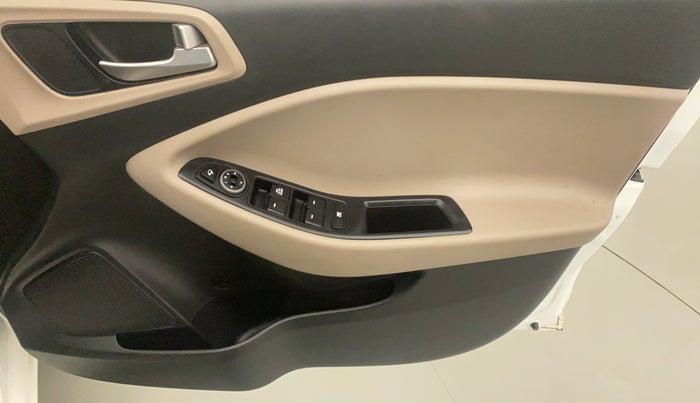 2019 Hyundai Elite i20 SPORTZ PLUS  1.2 CVT, Petrol, Automatic, 35,902 km, Driver Side Door Panels Control