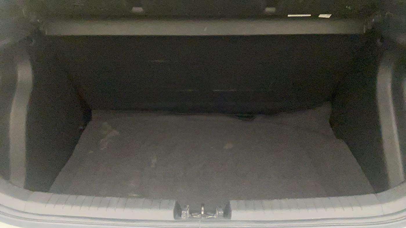 2019 Hyundai Elite i20 SPORTZ PLUS  1.2 CVT, Petrol, Automatic, 35,902 km, Boot Inside