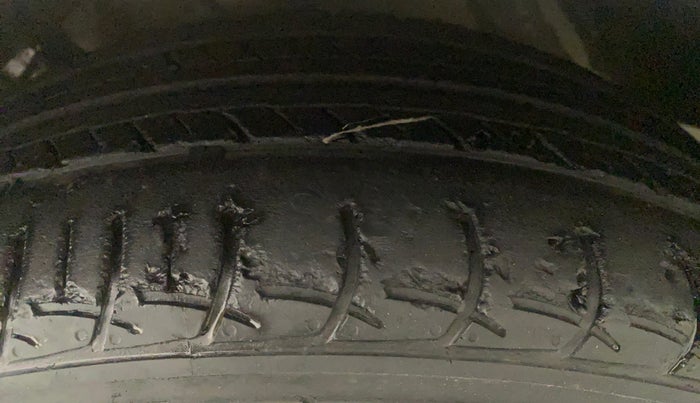 2019 Hyundai Elite i20 SPORTZ PLUS  1.2 CVT, Petrol, Automatic, 35,902 km, Left Rear Tyre Tread