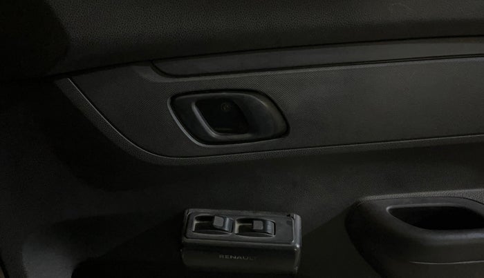 2018 Renault Kwid RXL, Petrol, Manual, 52,845 km, Driver Side Door Panels Control