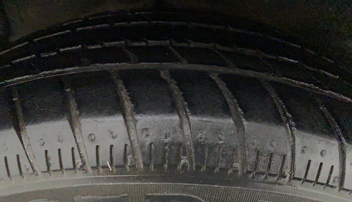 2018 Maruti Celerio ZXI, Petrol, Manual, 28,192 km, Left Rear Tyre Tread