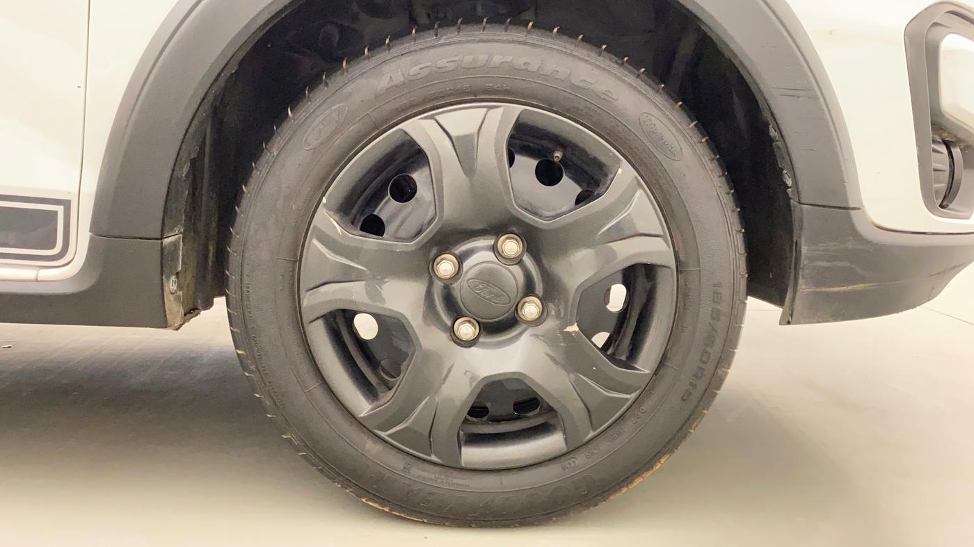 2018 Ford FREESTYLE AMBIENTE 1.2 PETROL, Petrol, Manual, 97,544 km, Right Front Wheel