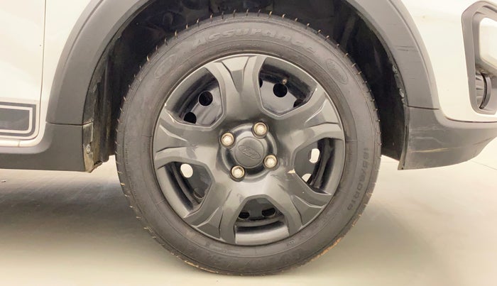 2018 Ford FREESTYLE AMBIENTE 1.2 PETROL, Petrol, Manual, 97,544 km, Right Front Wheel