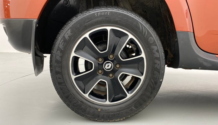 2019 Renault Duster RXS 85 PS, Diesel, Manual, 22,962 km, Right Rear Wheel