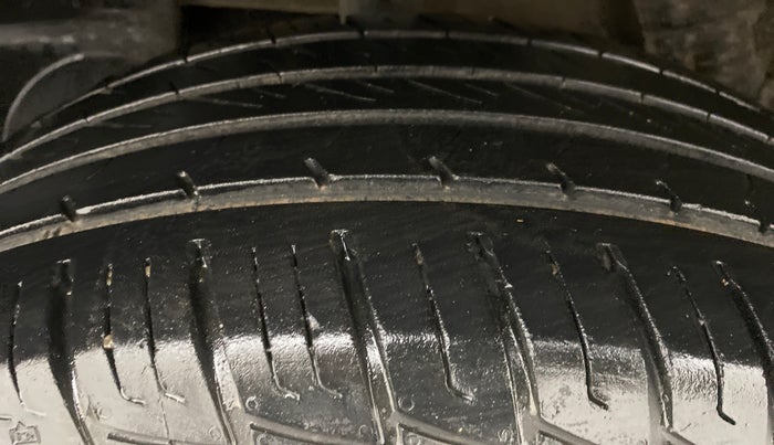 2019 Renault Duster RXS 85 PS, Diesel, Manual, 22,962 km, Right Rear Tyre Tread