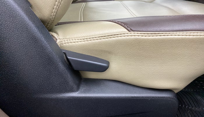 2019 Renault Duster RXS 85 PS, Diesel, Manual, 22,962 km, Driver Side Adjustment Panel