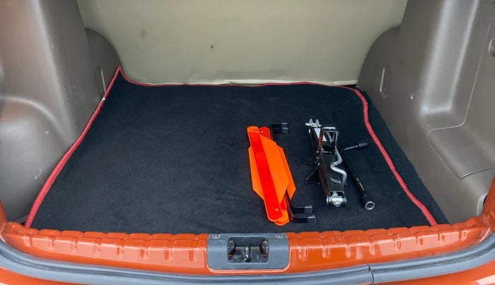 2019 Renault Duster RXS 85 PS, Diesel, Manual, 22,962 km, Boot Inside
