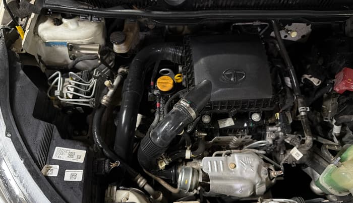2023 Tata NEXON XMA SUNROOF PETROL, Petrol, Automatic, 33,525 km, Engine View - Right