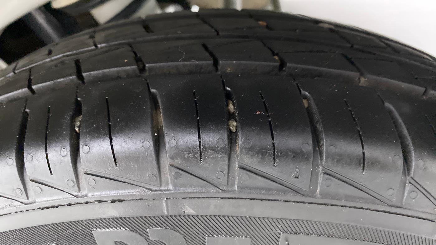2021 Maruti Alto LXI, Petrol, Manual, 7,457 km, Left Rear Tyre Tread