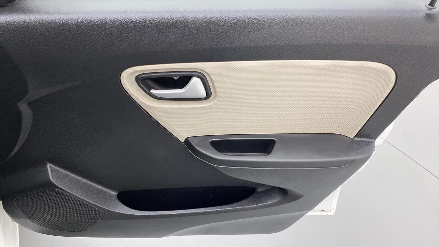 2021 Maruti Alto LXI, Petrol, Manual, 7,457 km, Driver Side Door Panels Control