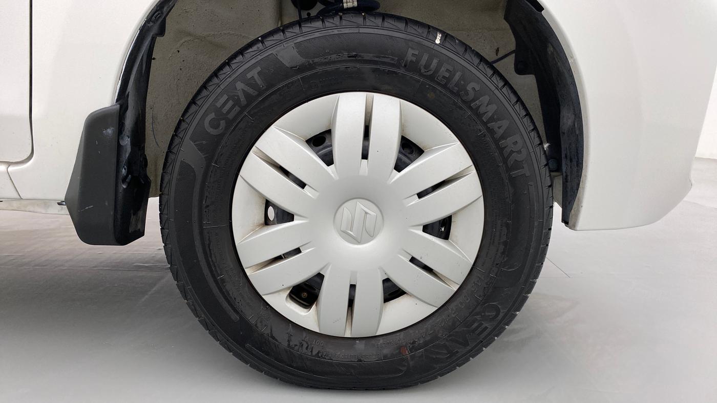 2021 Maruti Alto LXI, Petrol, Manual, 7,457 km, Right Front Wheel