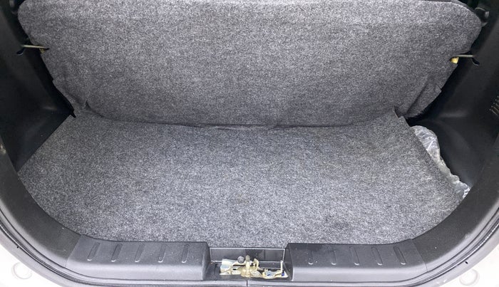 2021 Maruti Alto LXI, Petrol, Manual, 7,457 km, Boot Inside