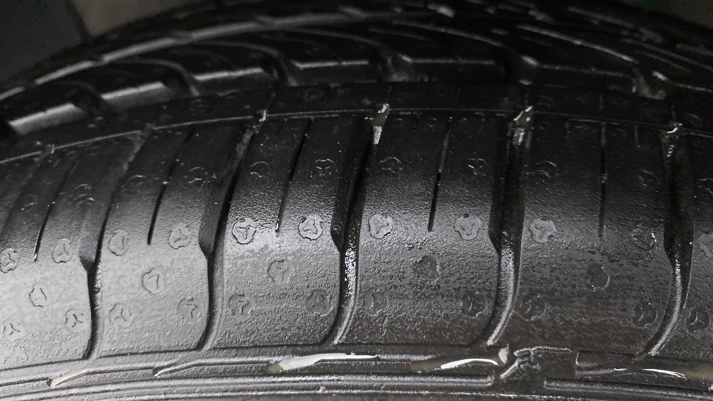 2019 Hyundai NEW SANTRO 1.1 SPORTZ MT CNG, CNG, Manual, 51,050 km, Left Front Tyre Tread