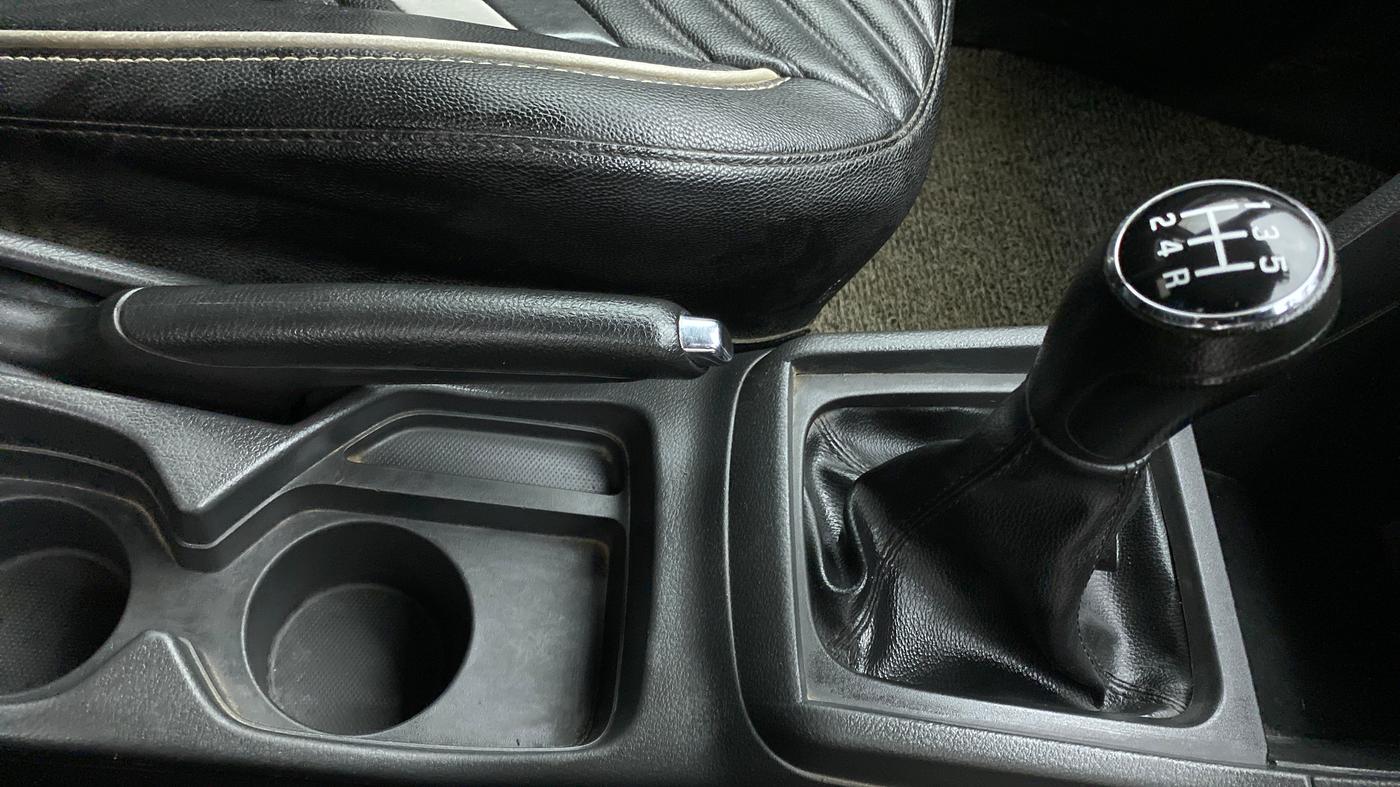 2018 Maruti Vitara Brezza ZDI PLUS DUAL TONE, Diesel, Manual, 88,493 km, Gear Lever