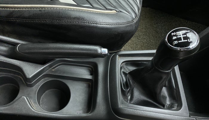 2018 Maruti Vitara Brezza ZDI PLUS DUAL TONE, Diesel, Manual, 88,493 km, Gear Lever