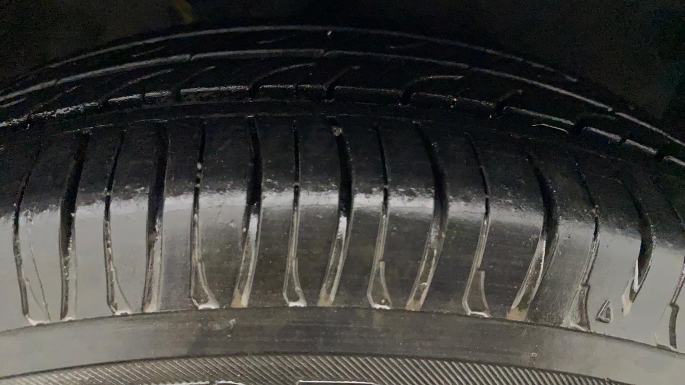 2017 Maruti Celerio ZXI, Petrol, Manual, 53,320 km, Right Front Tyre Tread