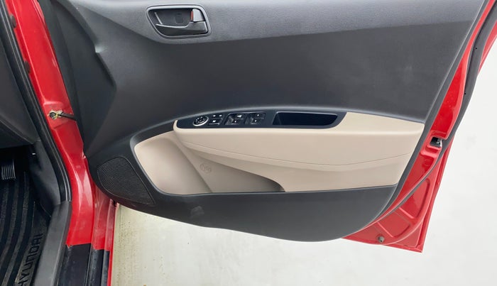 2019 Hyundai Xcent S 1.2, Petrol, Manual, 28,232 km, Driver Side Door Panels Control