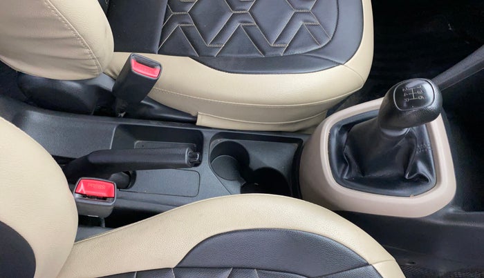 2019 Hyundai Xcent S 1.2, Petrol, Manual, 28,232 km, Gear Lever