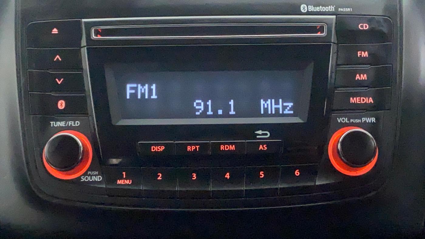 2019 Maruti Swift VXI, Petrol, Manual, 19,656 km, Infotainment System